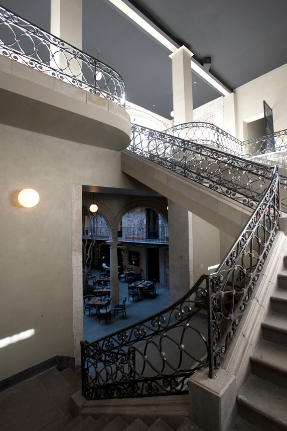 Hotel Downtown Mexico City